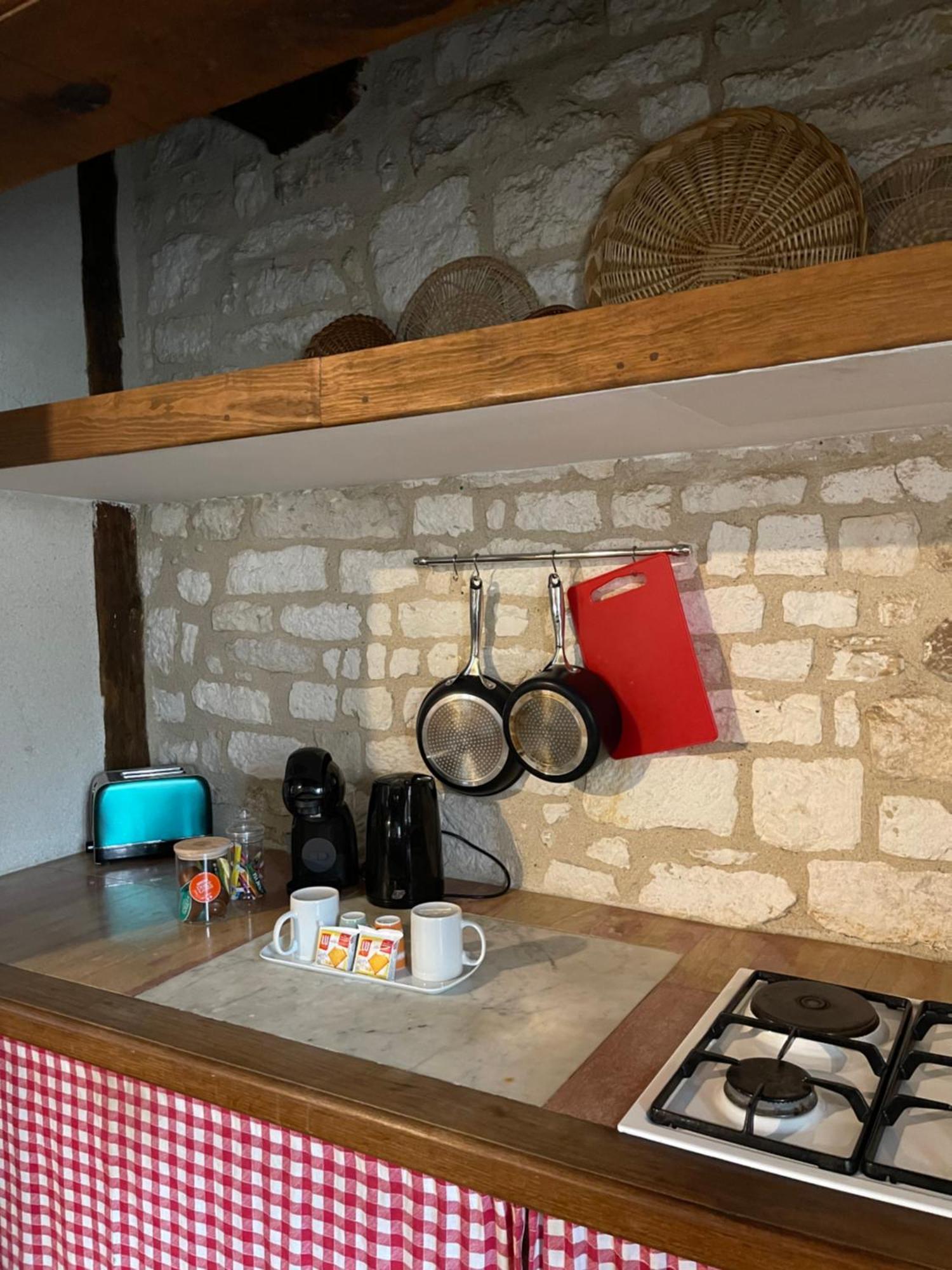 La Maison D'Alienor - Gites De Caractere A Chablis - 89 Exteriör bild