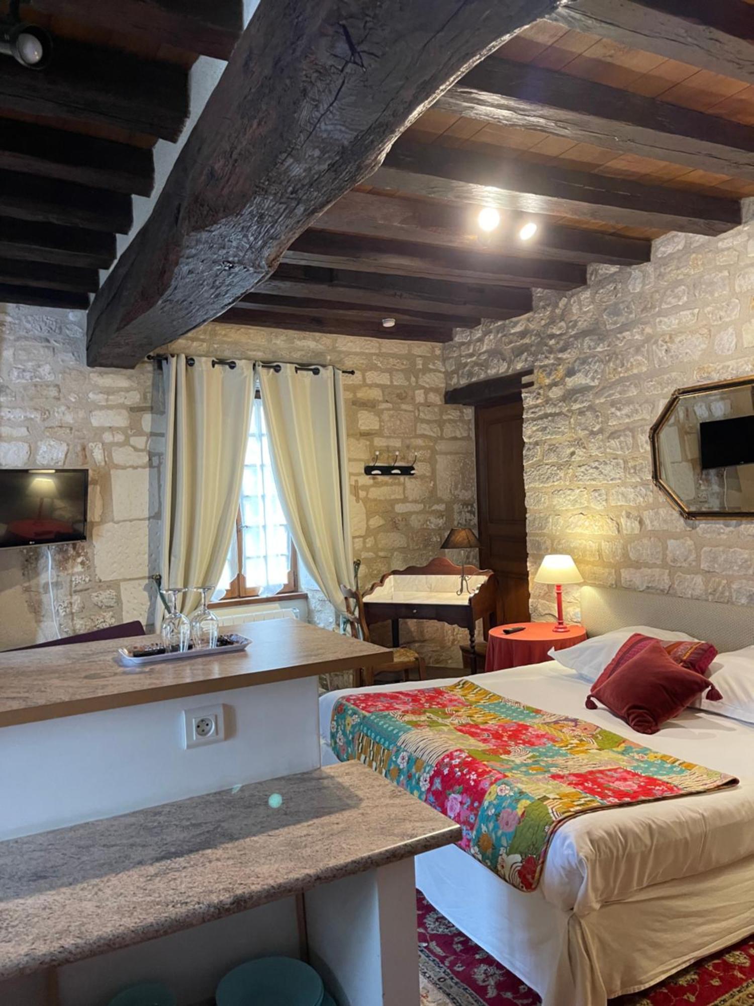 La Maison D'Alienor - Gites De Caractere A Chablis - 89 Exteriör bild