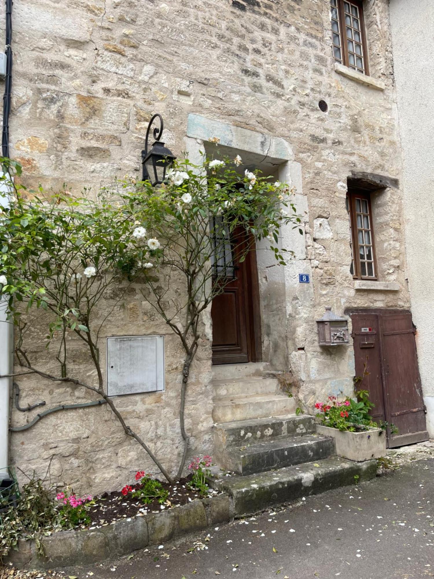 La Maison D'Alienor - Gites De Caractere A Chablis - 89 Exteriör bild