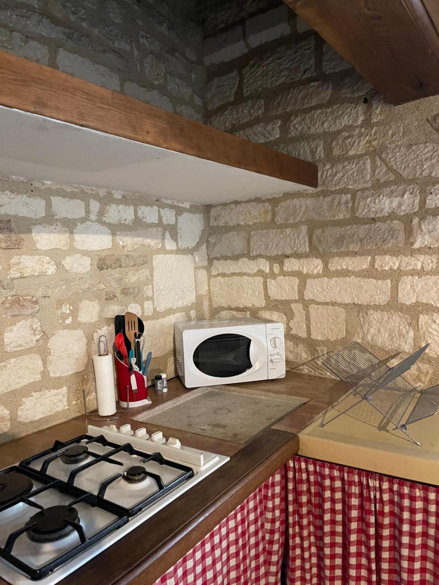 La Maison D'Alienor - Gites De Caractere A Chablis - 89 Exteriör bild